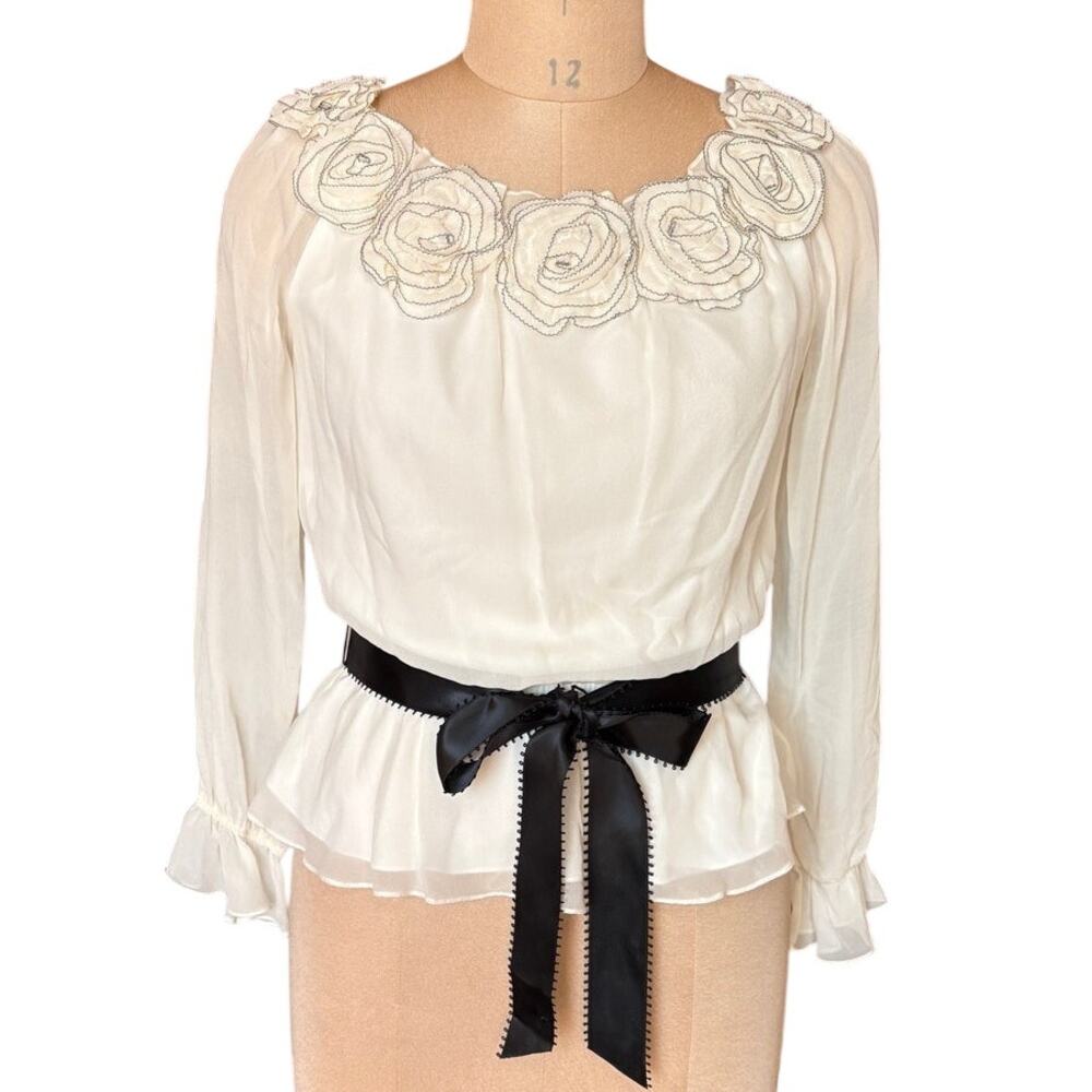 Adrianna Papell Evening Essentials White Silk 3-D Floral Blouse w Satin Tie sz L